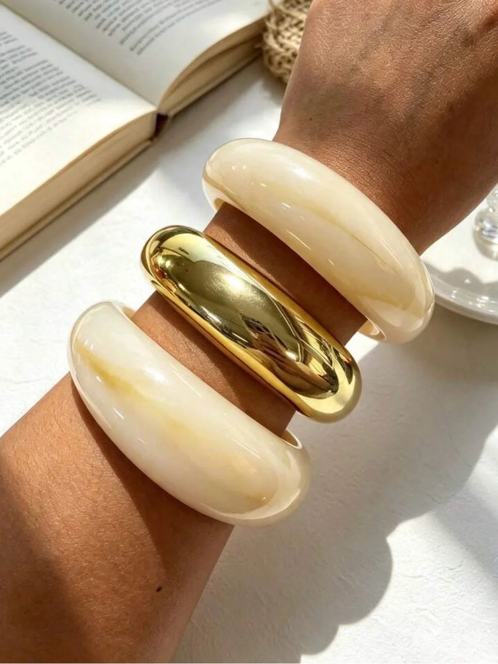 Chunky Cream Resin and Gold Tone Bangle Set